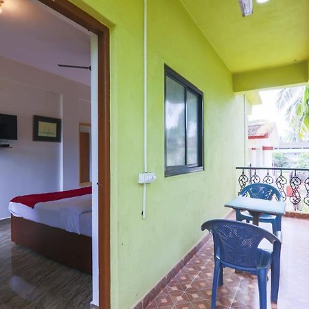 Fullmoon Beach Place Candolim Exterior photo