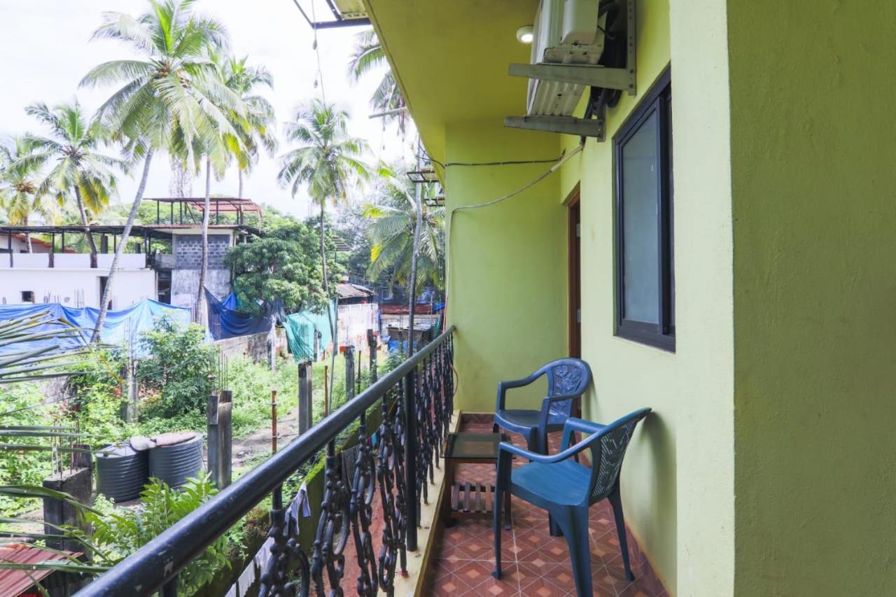 Fullmoon Beach Place Candolim Exterior photo