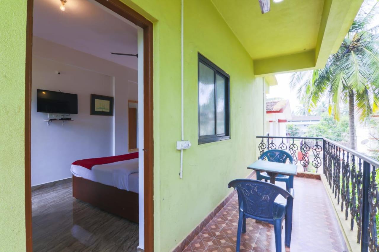 Fullmoon Beach Place Candolim Exterior photo